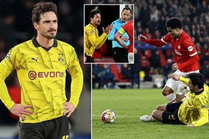 胡梅尔斯被判点球，违背足球运动的初衷的判罚