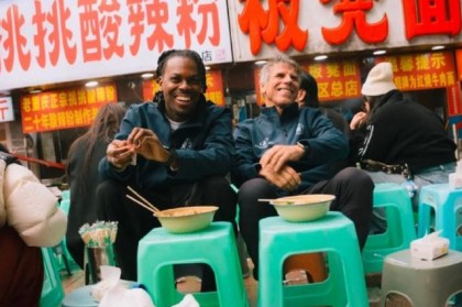 九游体育-佐拉：马拉多纳和梅西之间，我选马拉多纳