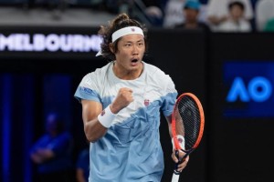 张奔斗:巡回赛稳定赢球 张之臻再创排名新高 张奔斗:巡回赛稳定赢球 张之臻再创排名新高